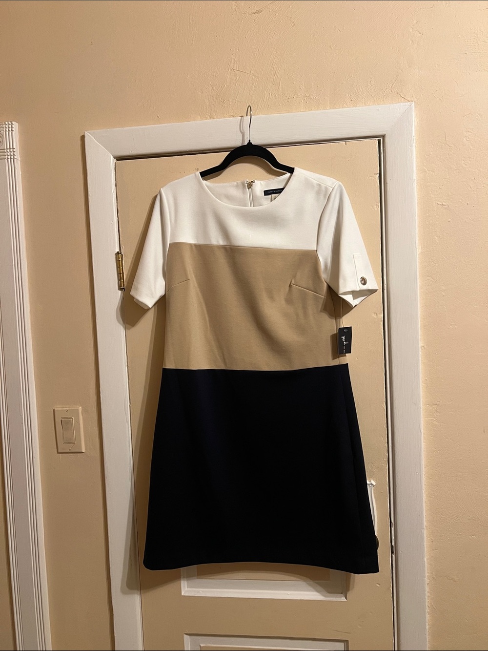 Tommy Hilfiger Colorblock Short Sleeve Shift Dress - White, Tan, Navy